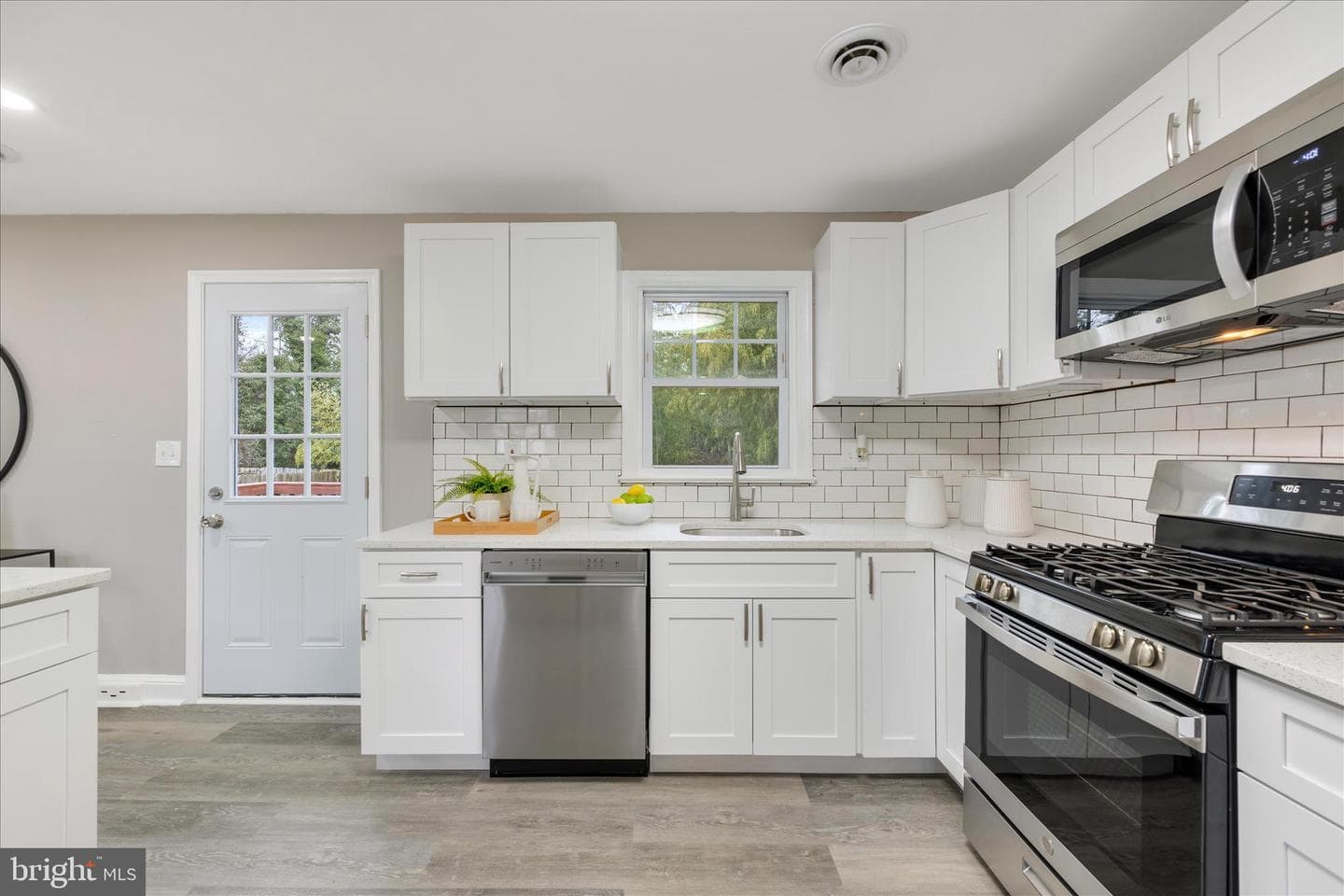 1254 Dogwood Road photo 3