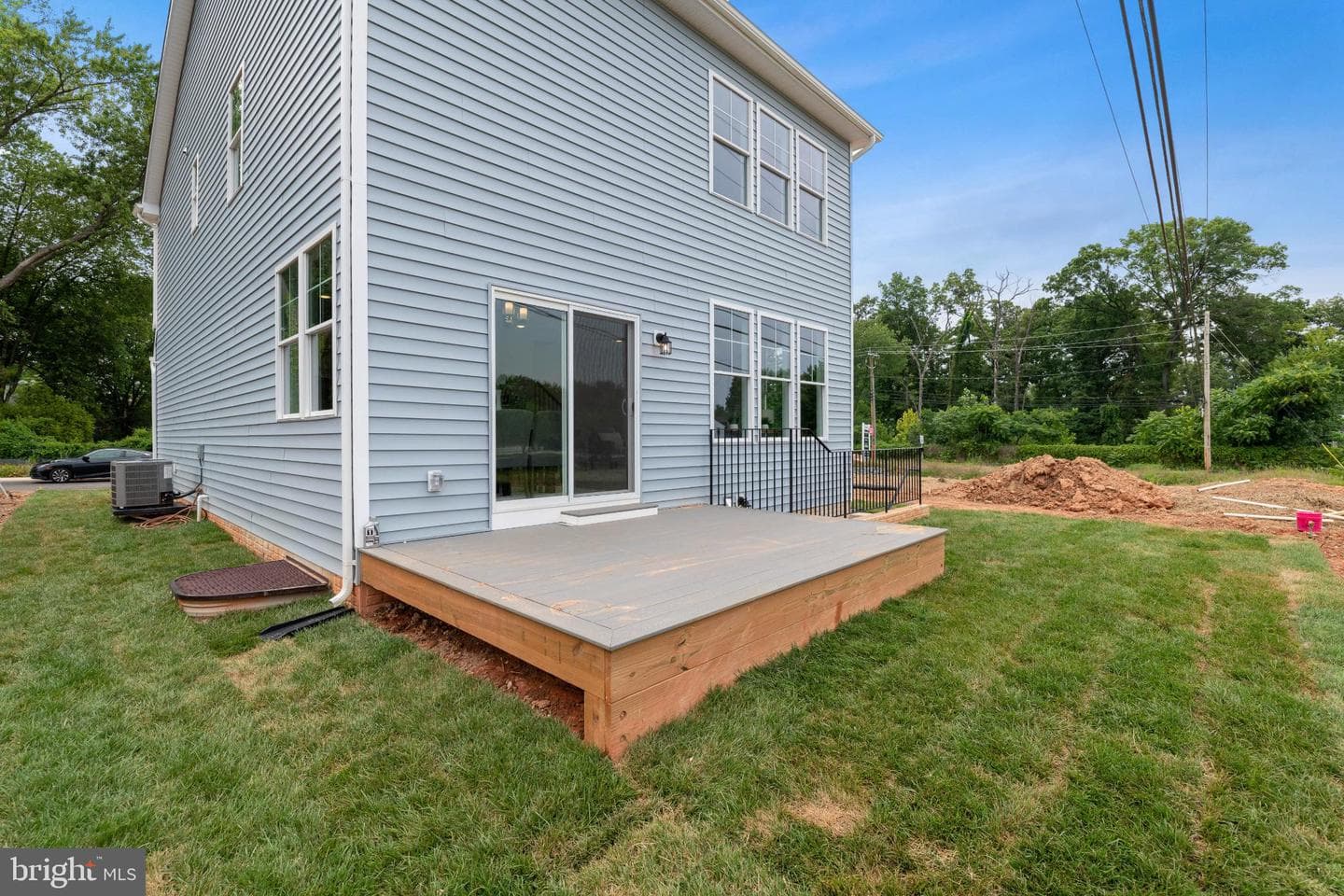 7713 Woodlawn Avenue photo 37
