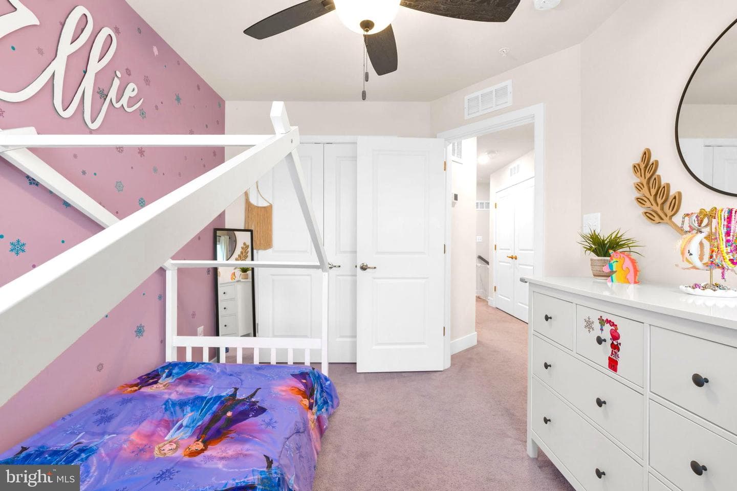 737 Allegheny Avenue photo 34