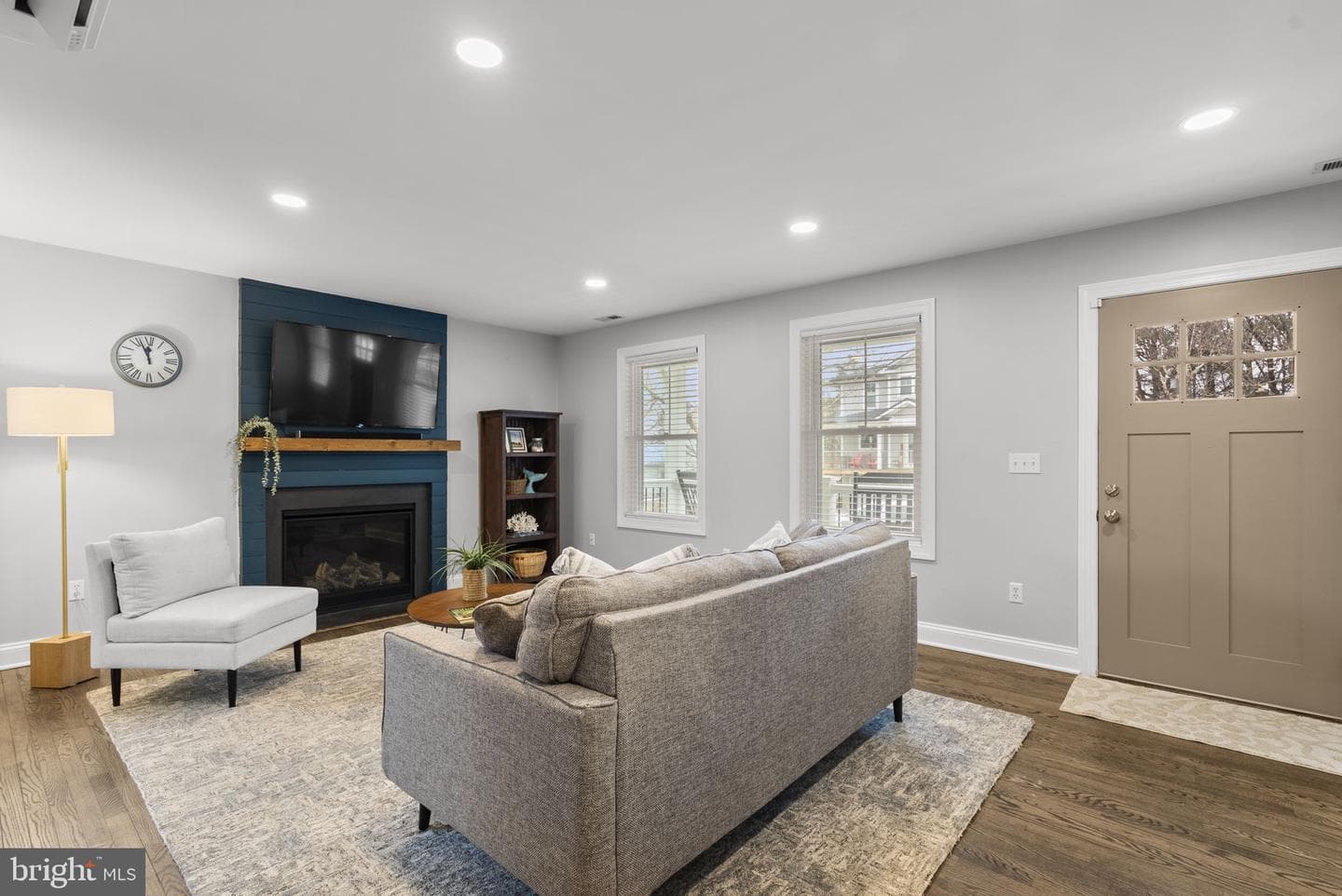 112 Elliott Place photo 19