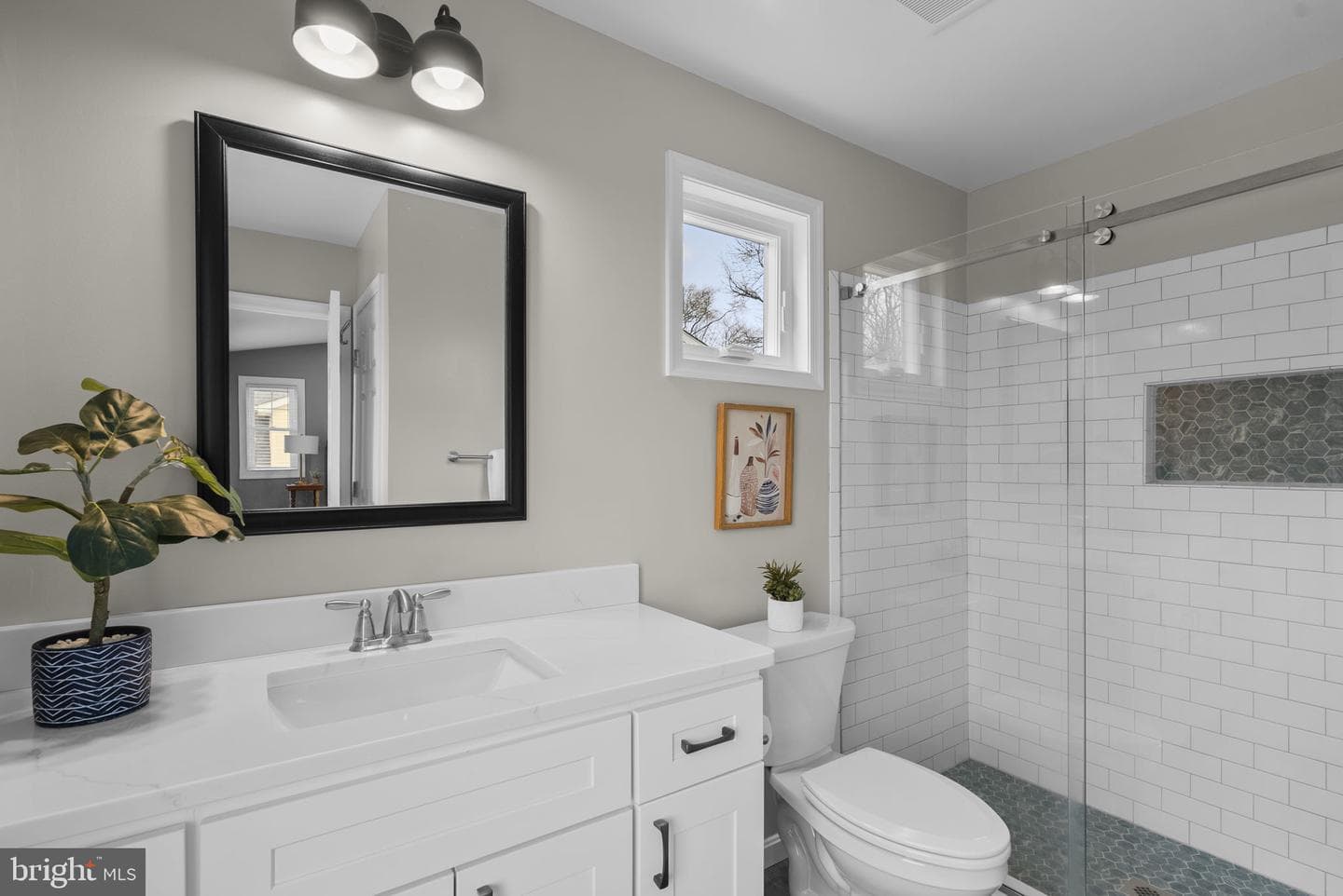 112 Elliott Place photo 25
