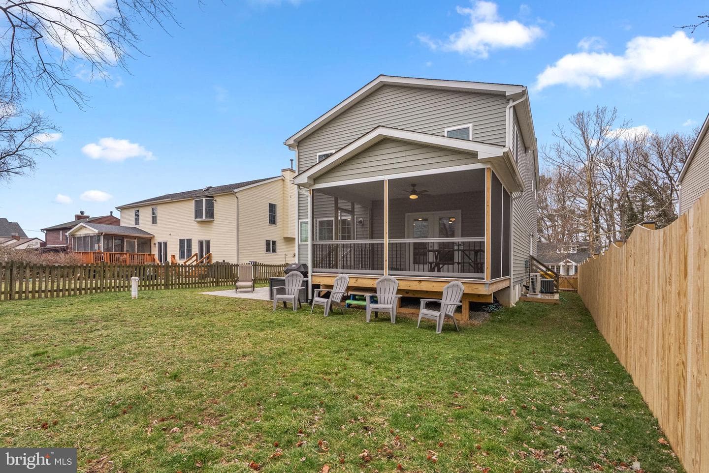 112 Elliott Place photo 37