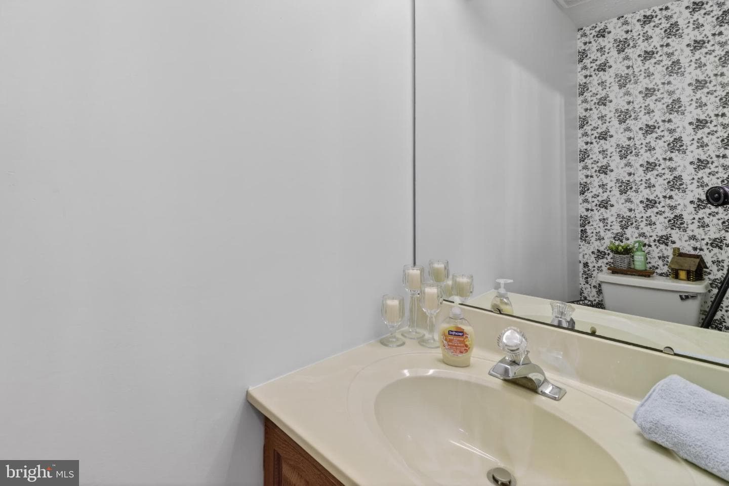 7074 Timberfield Place photo 11