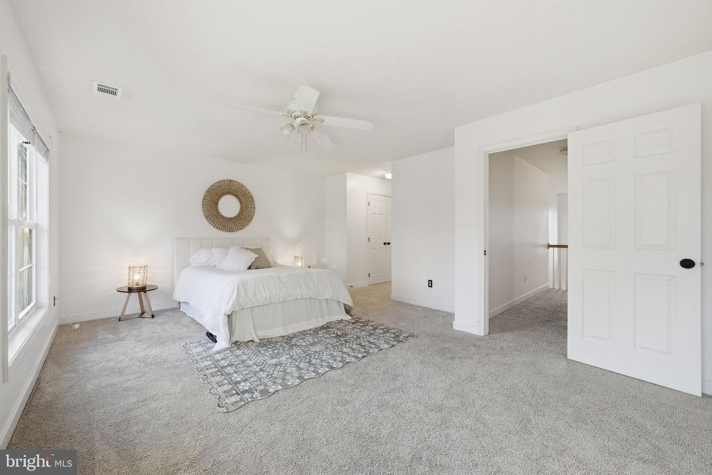 1110 Thompson Avenue photo 25