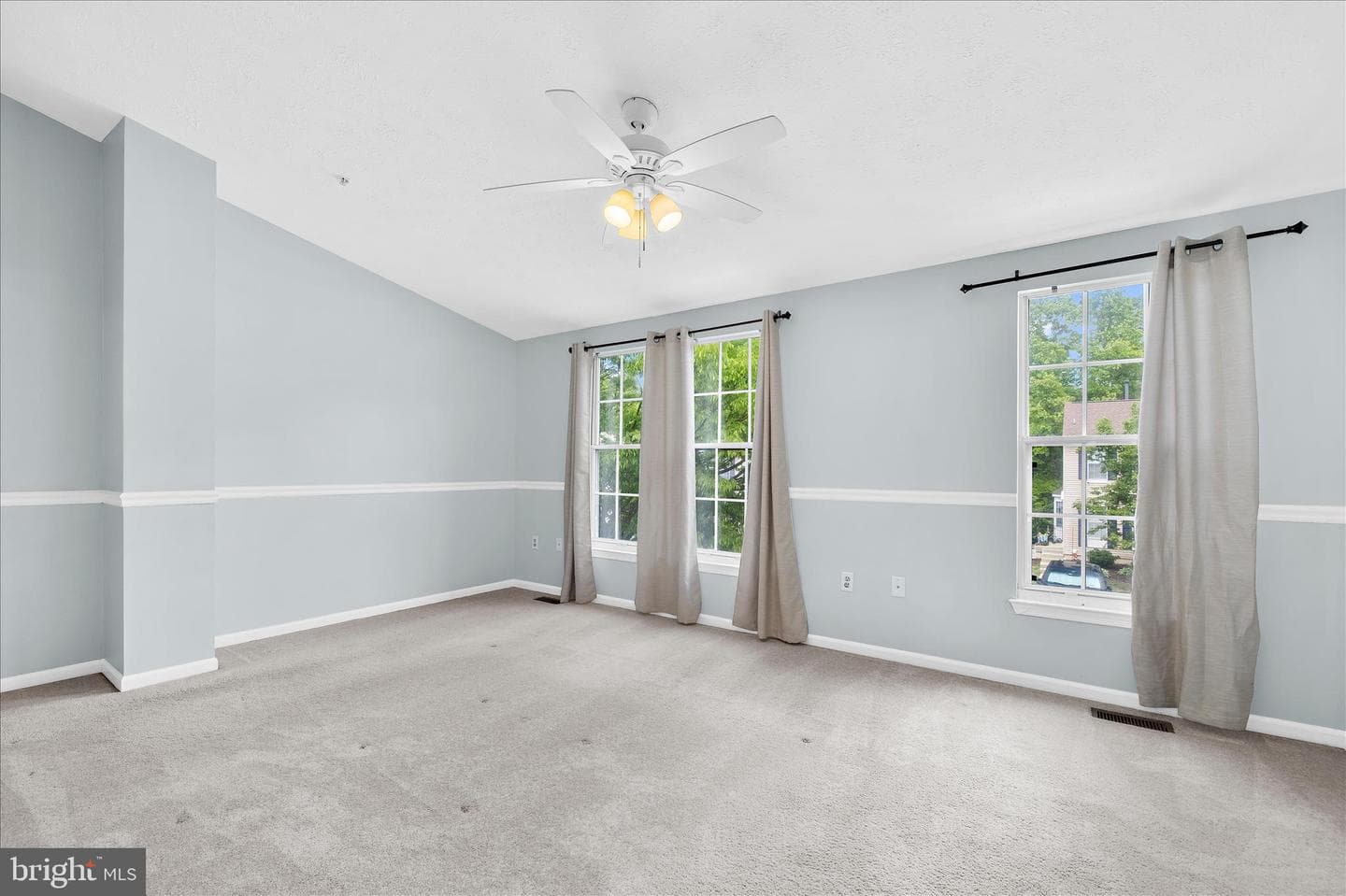 577 Quaker Ridge Court photo 19