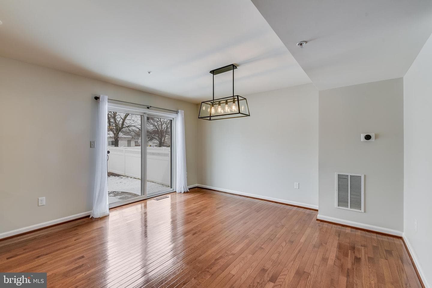 94 W Virginia Avenue photo 8