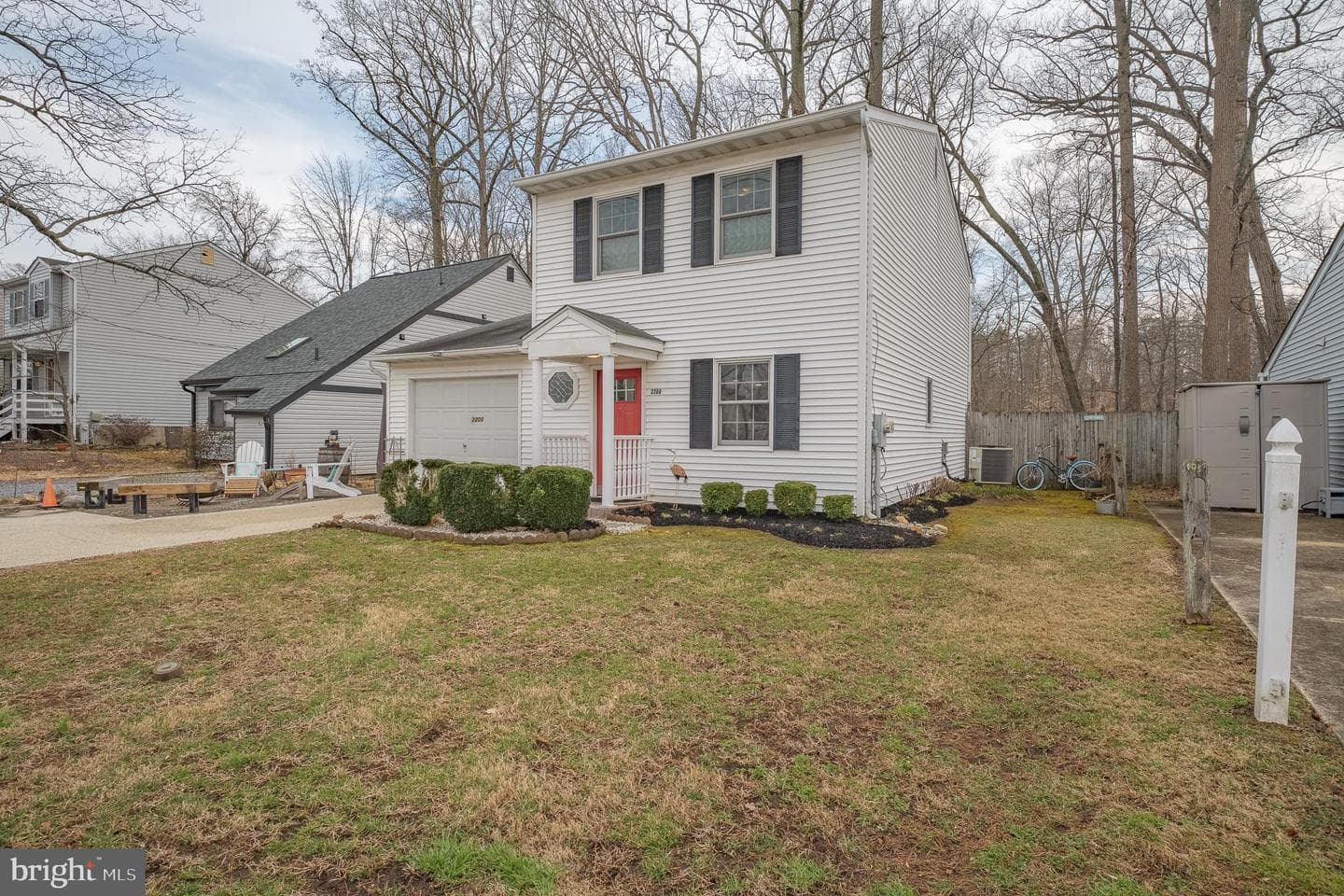 2200 Shore Drive photo 2