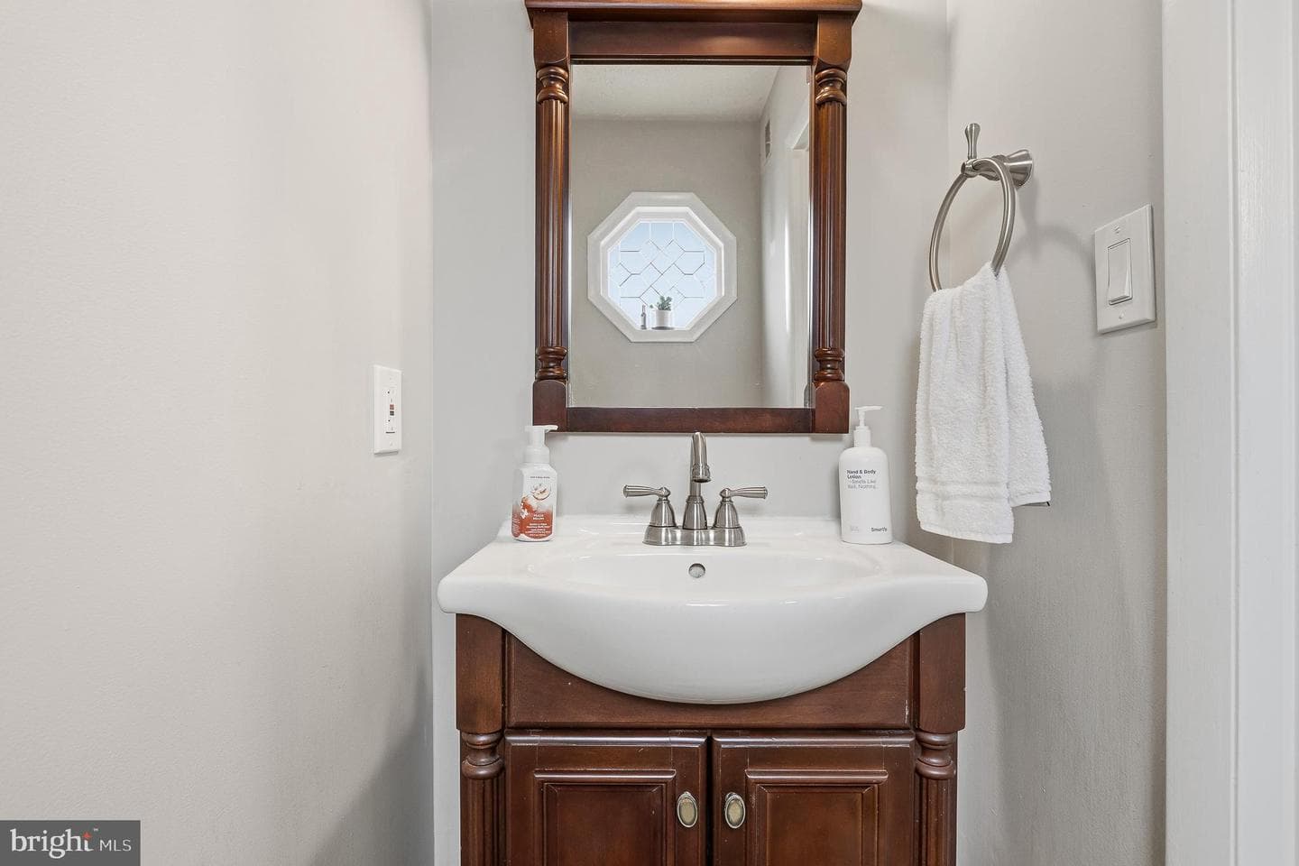 2200 Shore Drive photo 43