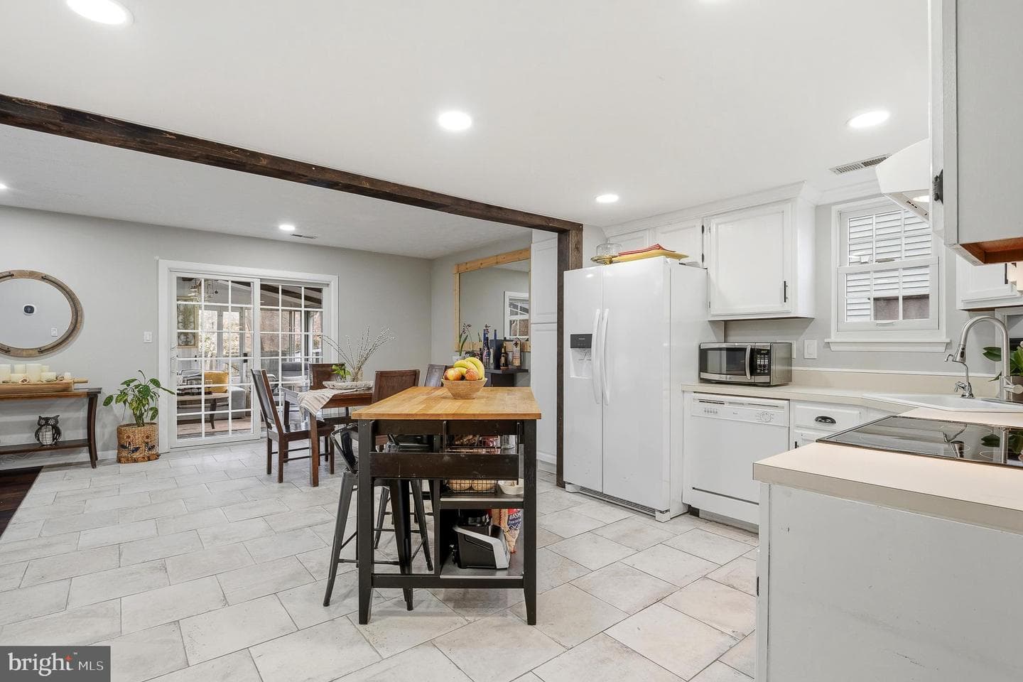 2200 Shore Drive photo 9