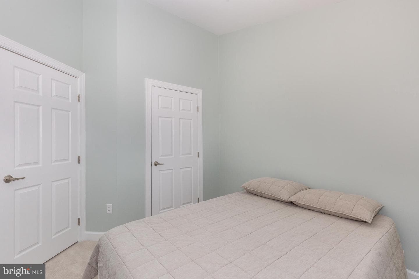 1025 Ironwood Lane photo 35