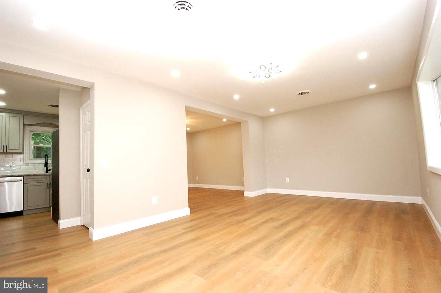 780 Stinchcomb Road photo 3