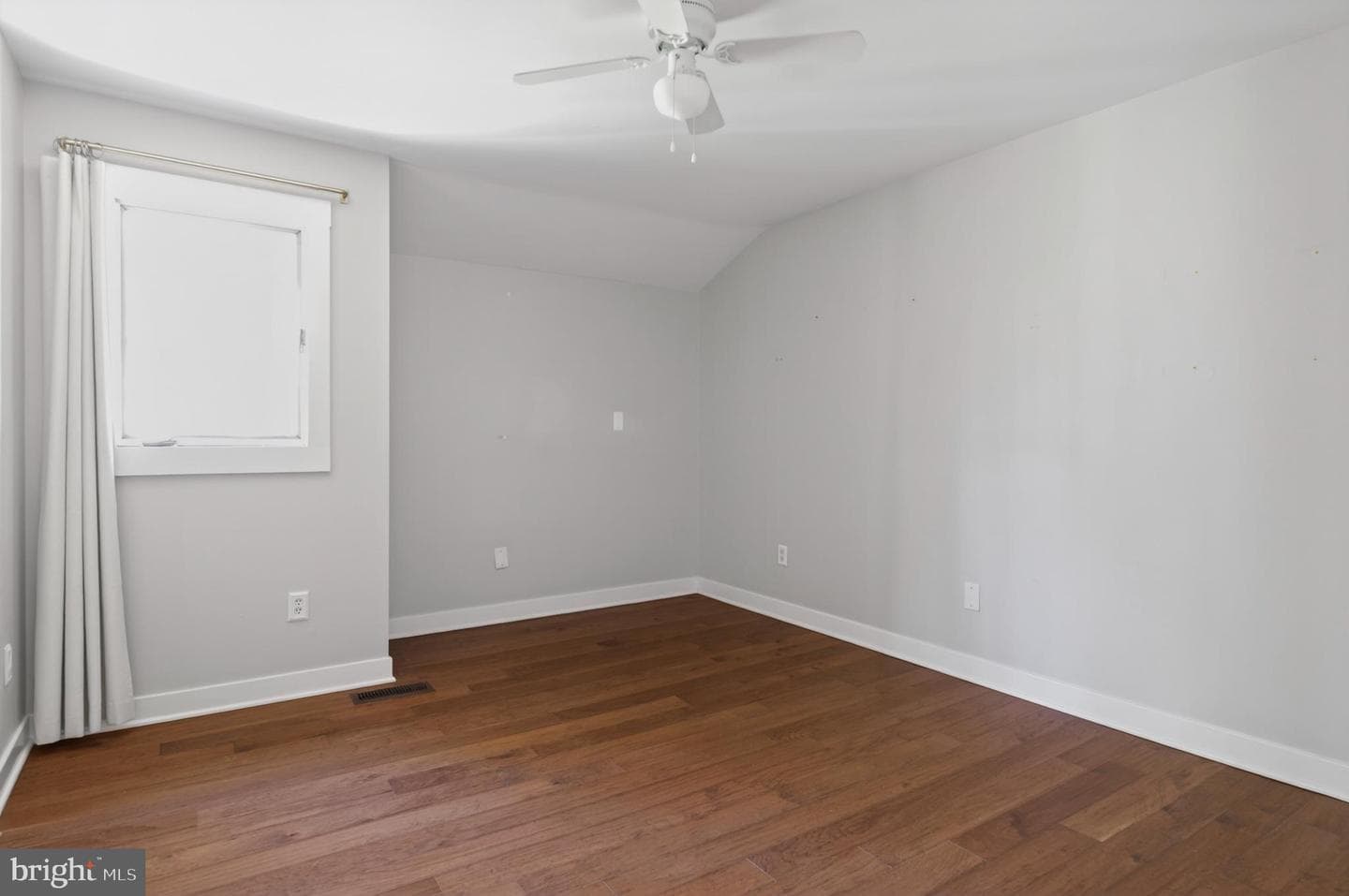 349 Epping Way photo 36