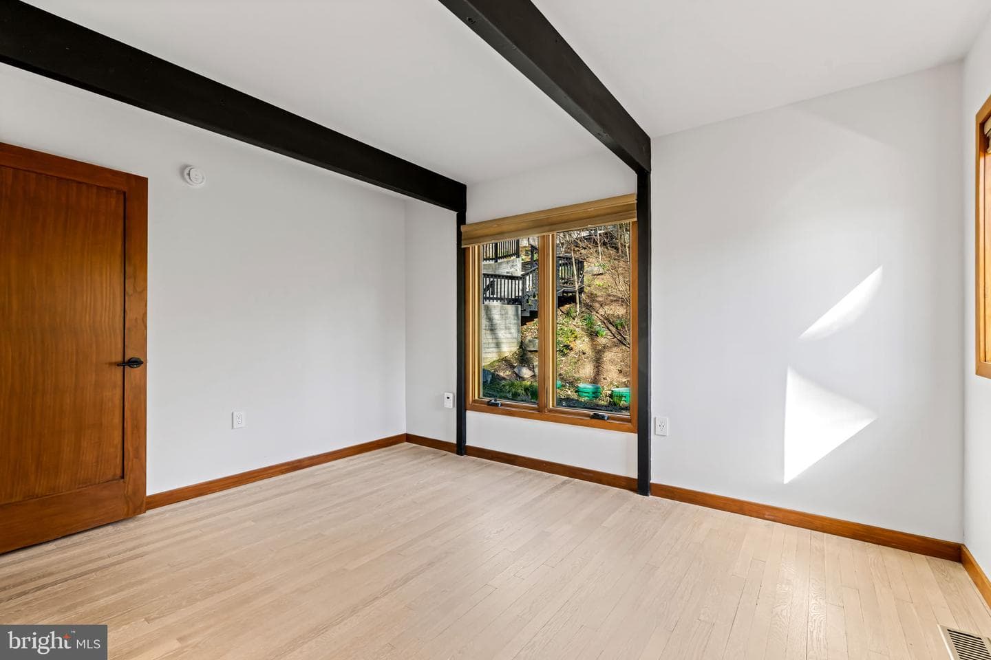 1840 Shore Drive photo 34