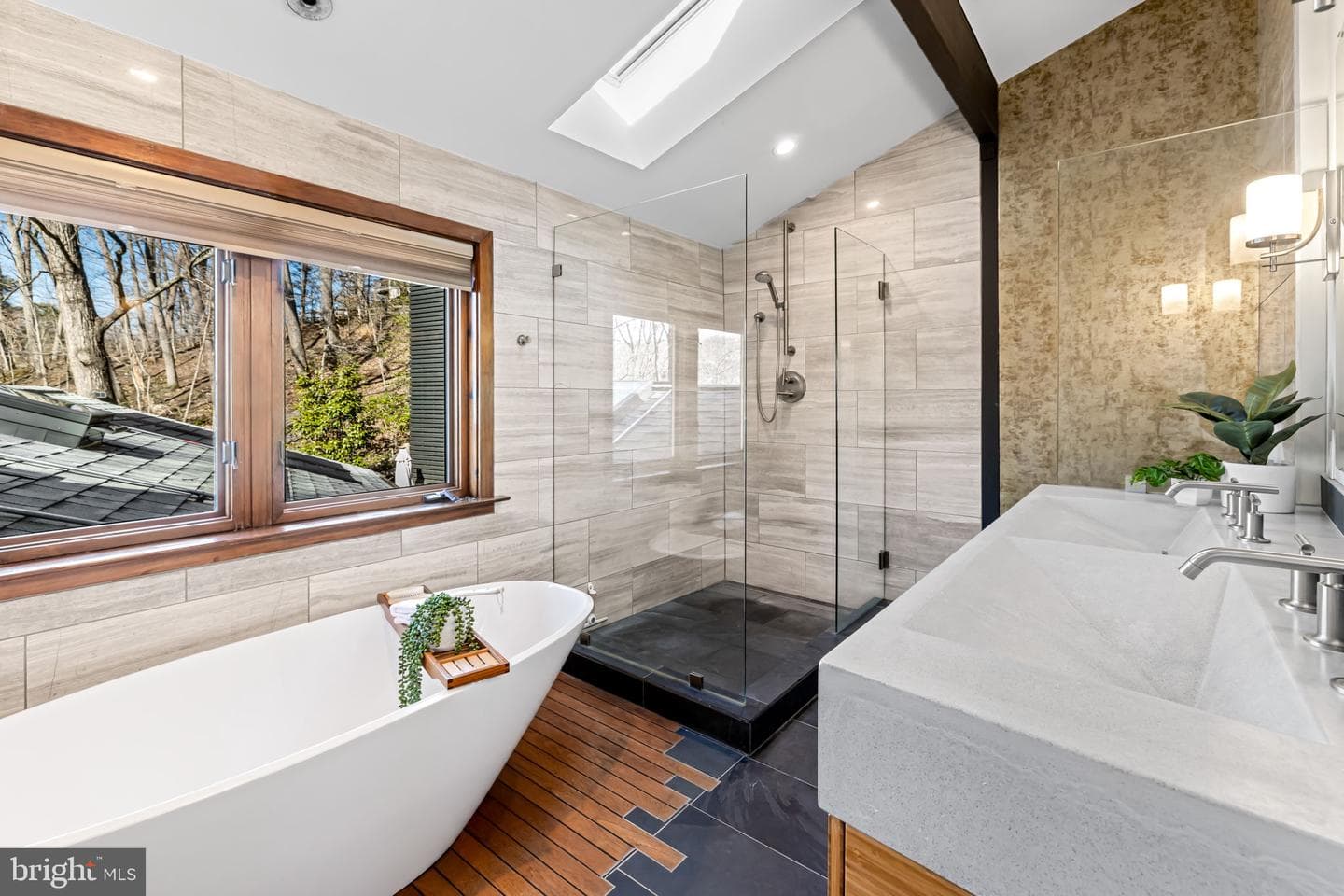 1840 Shore Drive photo 45