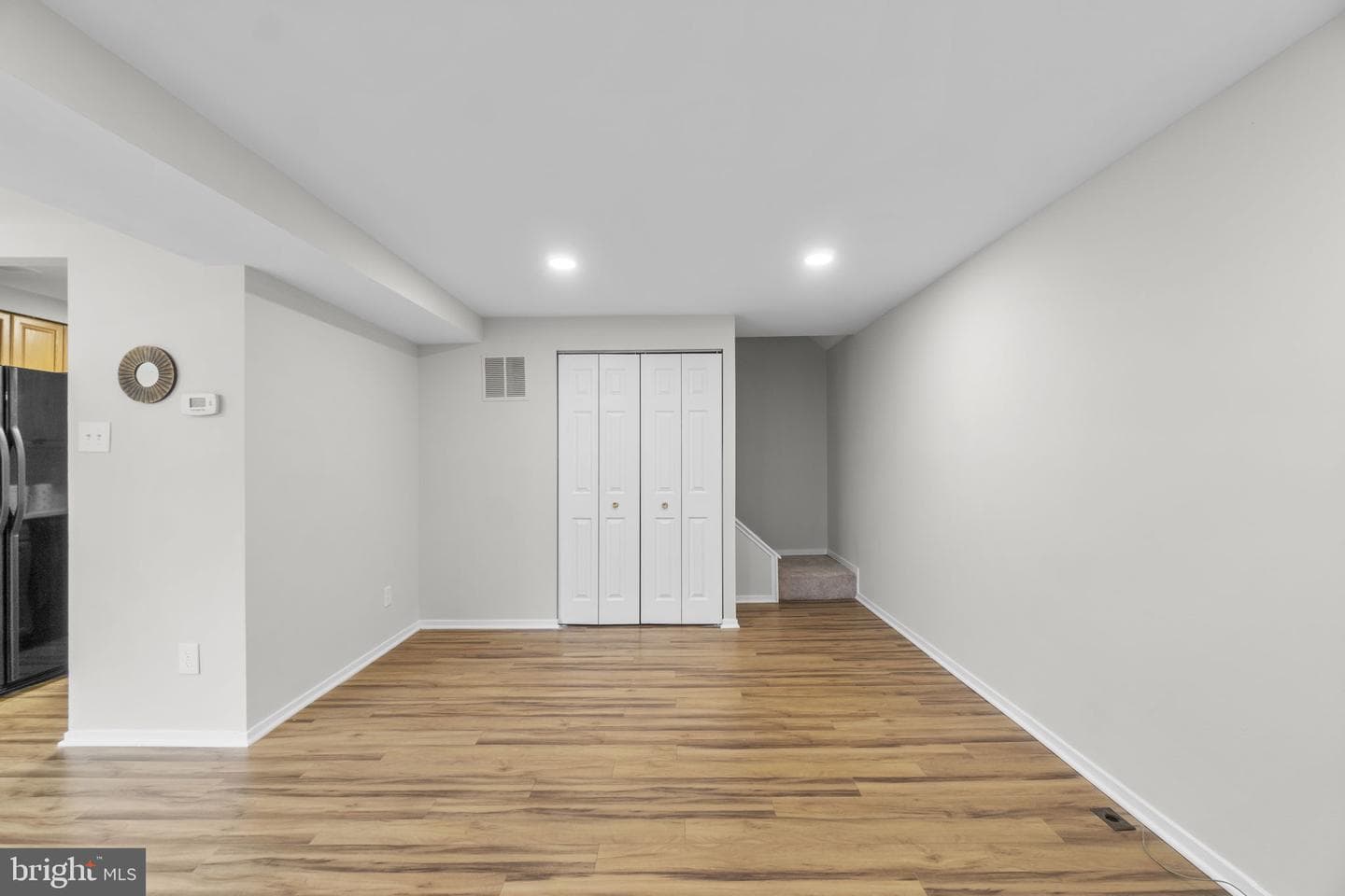 392 West Court #2b photo 4