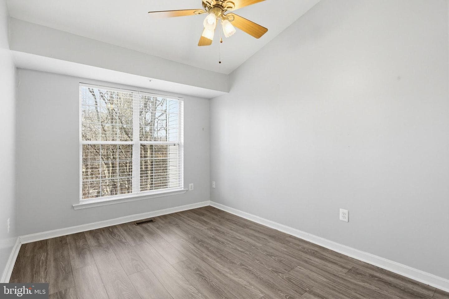 2220 Commissary Circle photo 23