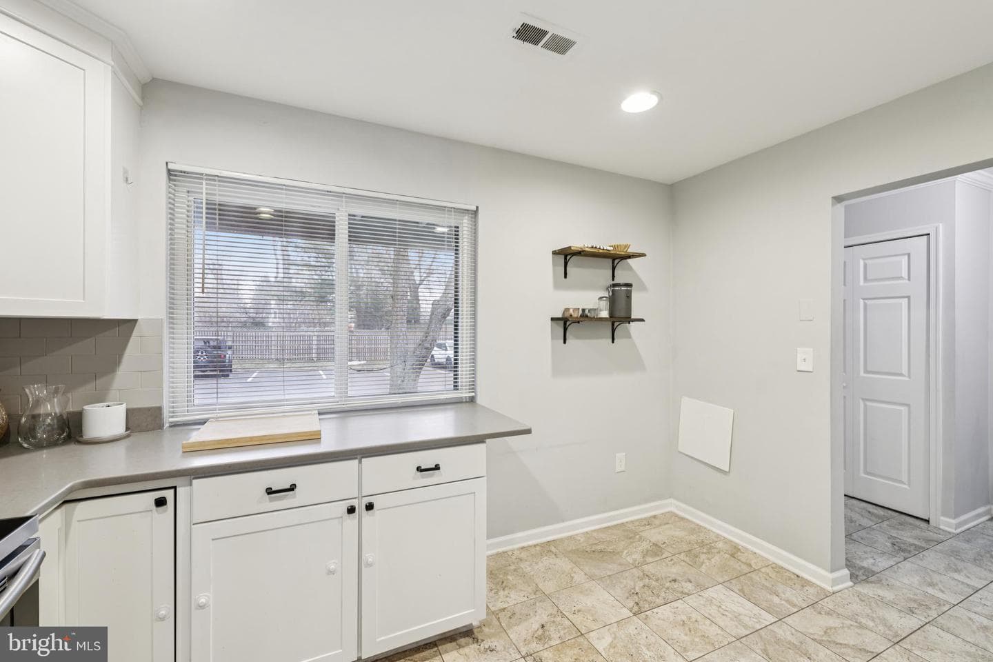 1014 Cedar Ridge Court photo 17