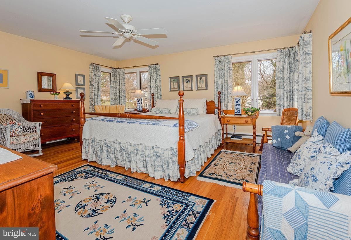 1838 Lindamoor Drive photo 23