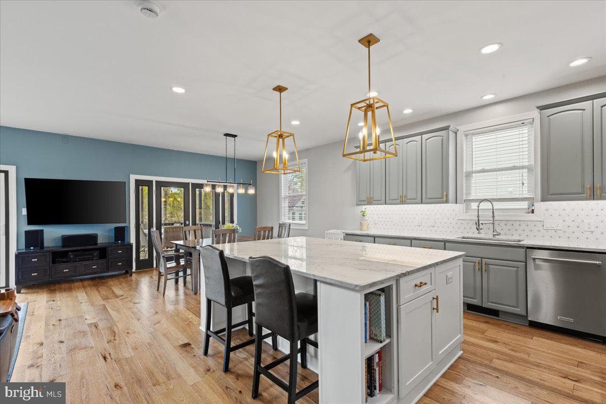 1066 Walnut Avenue photo 9