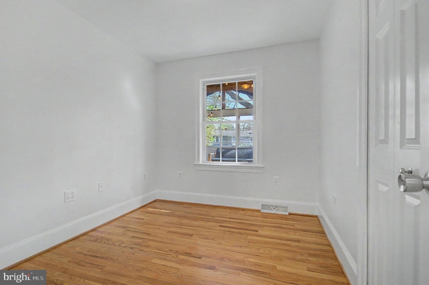 99 Summerfield Drive photo 31