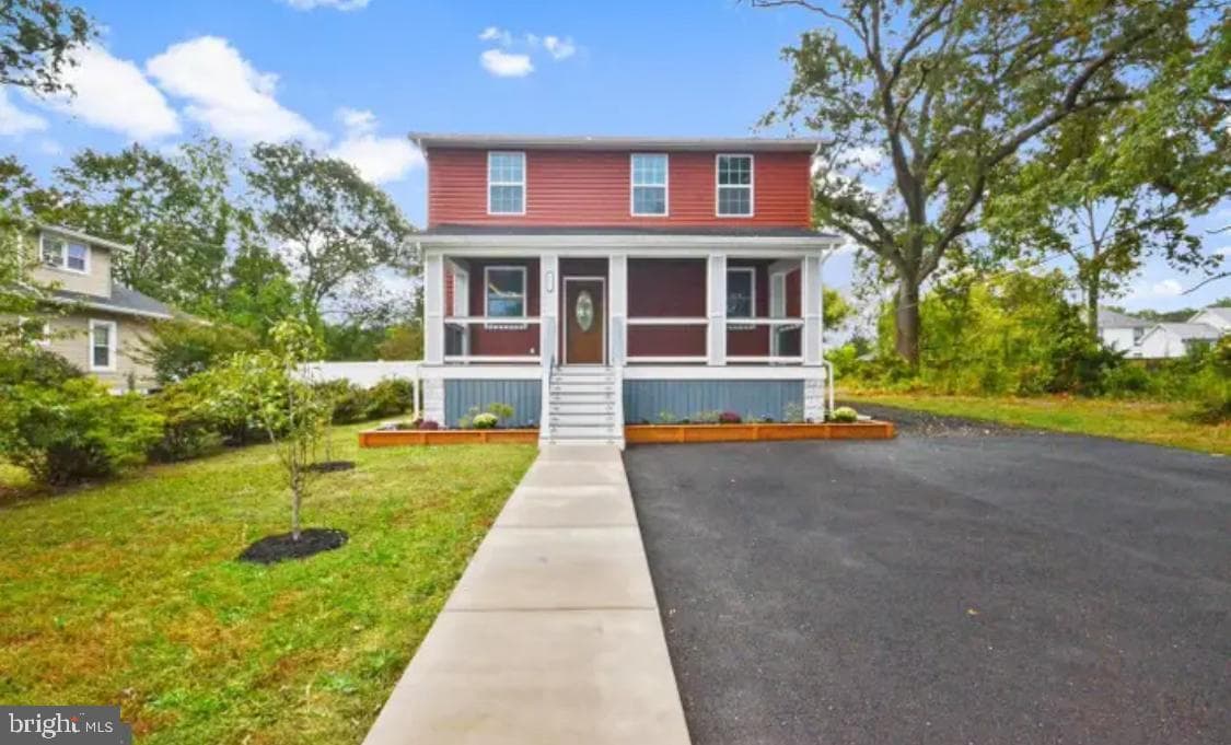 441 Harding Avenue photo 3
