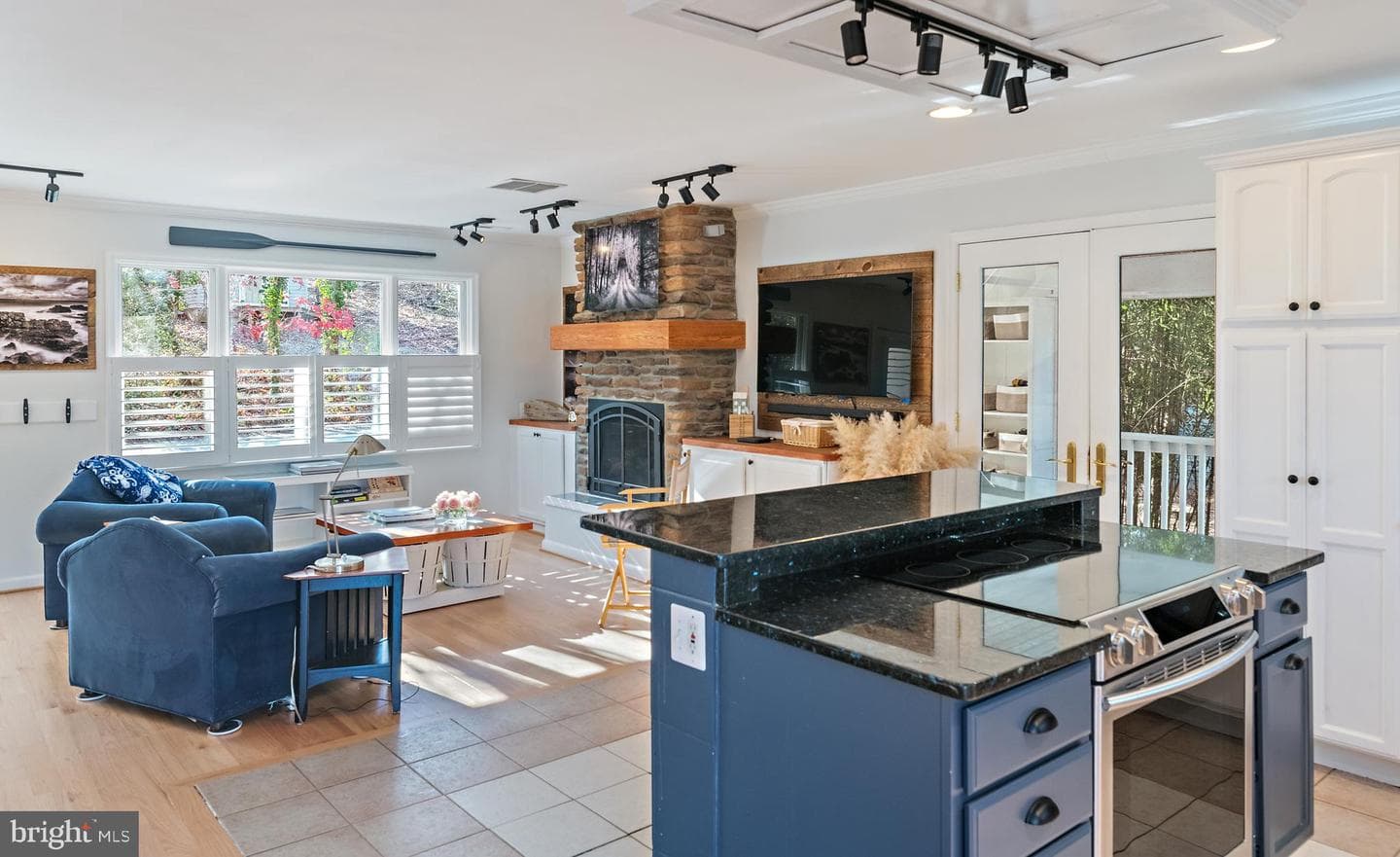 1812 Shore Drive photo 21