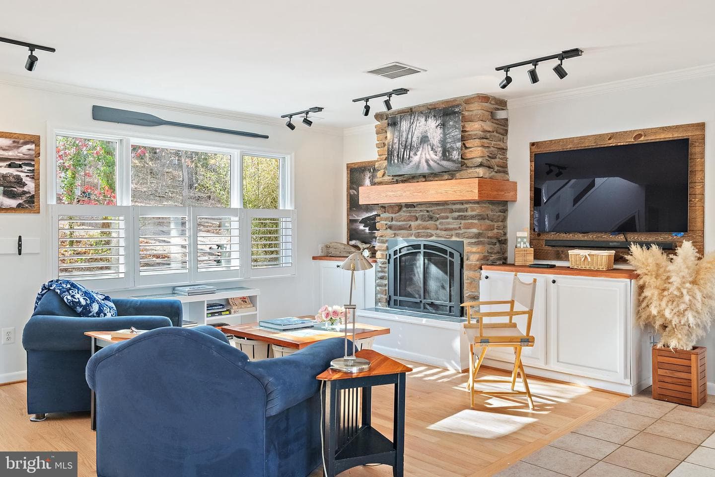 1812 Shore Drive photo 8