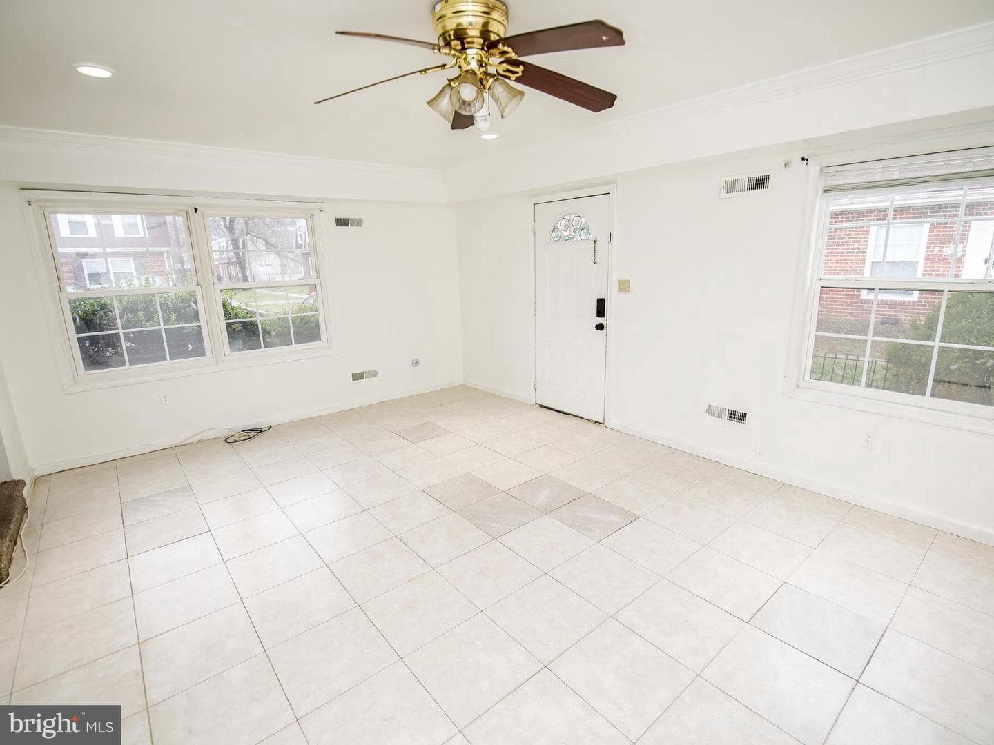 8519 Pioneer Drive photo 6