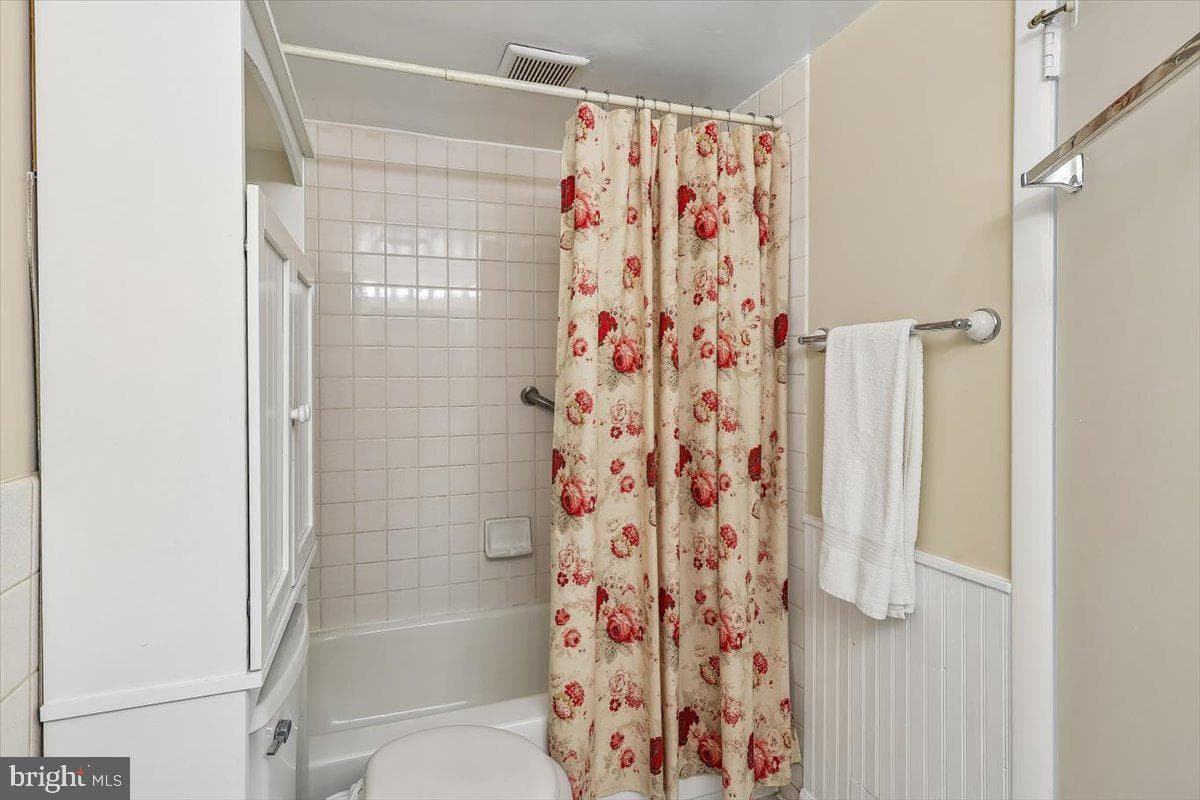 769 Fairview Avenue #769b photo 25
