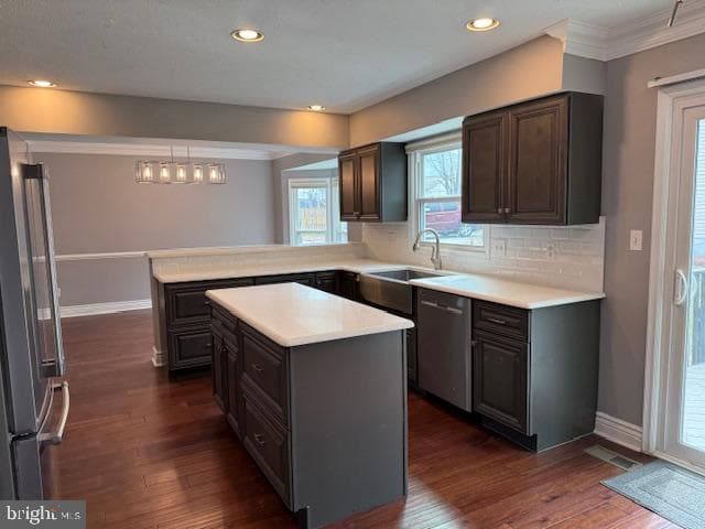 7870 Golden Pine Circle photo 4