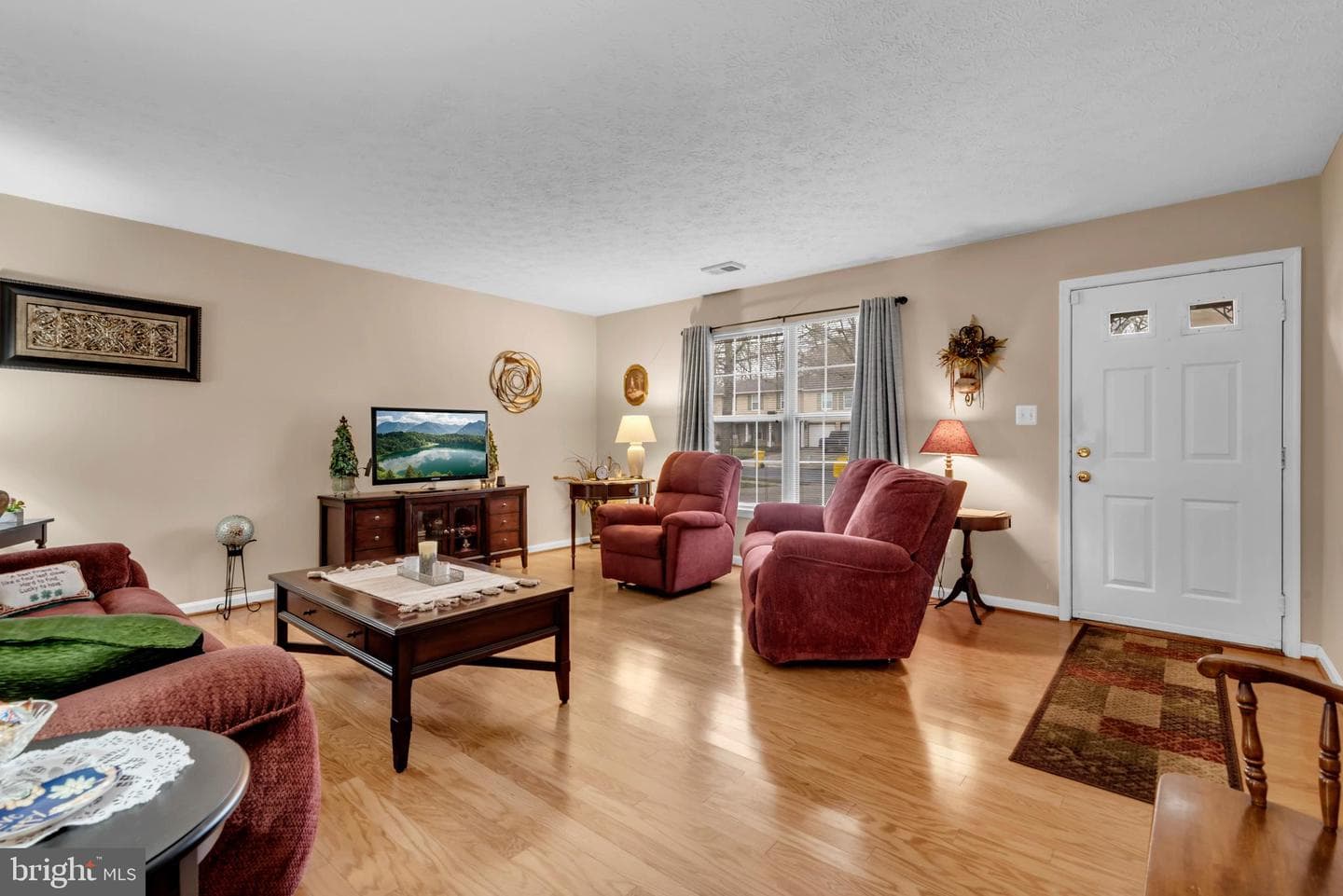 8205 Grassland Road photo 6
