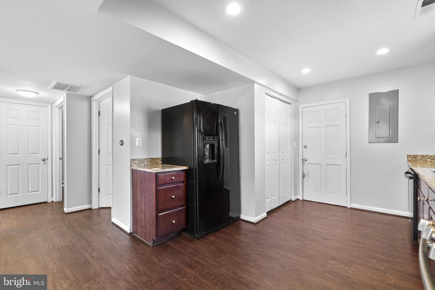 319 Alameda Parkway photo 9