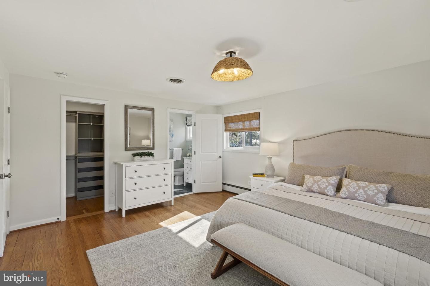 101 Avondale Circle photo 14