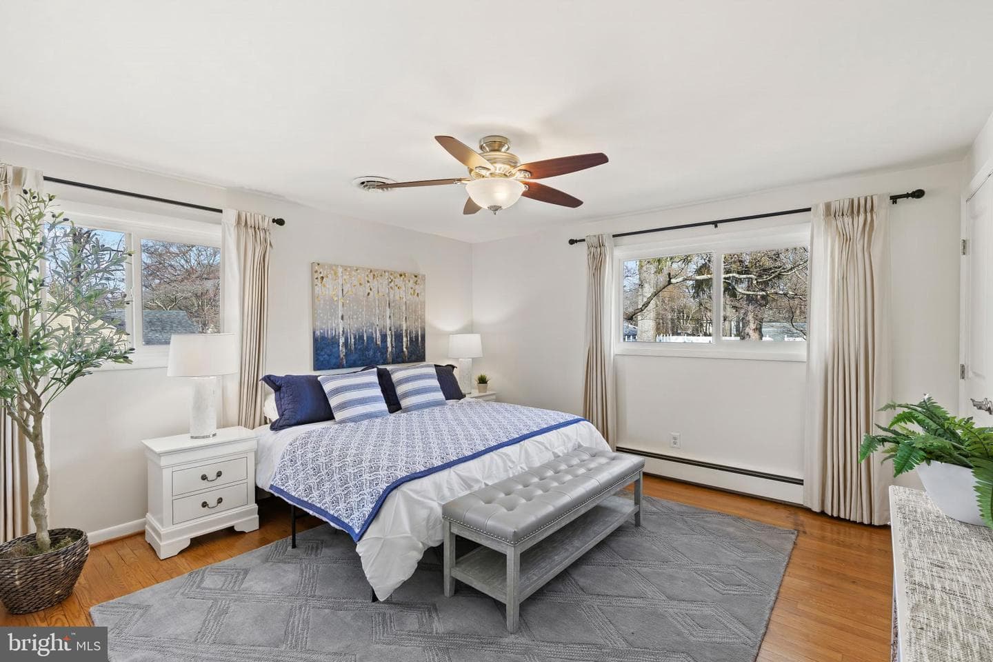 101 Avondale Circle photo 17