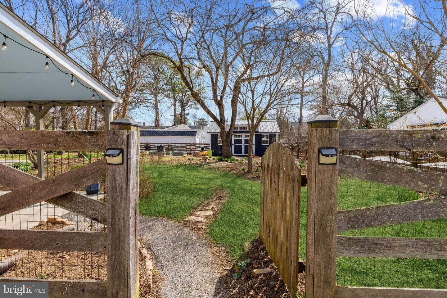 101 Avondale Circle photo 31