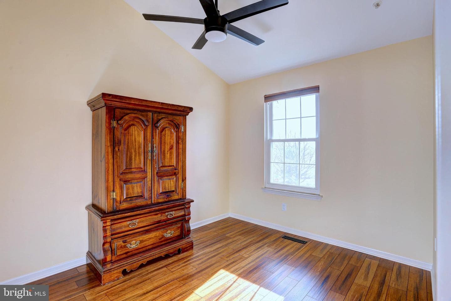 1360 Triwater #195 photo 27