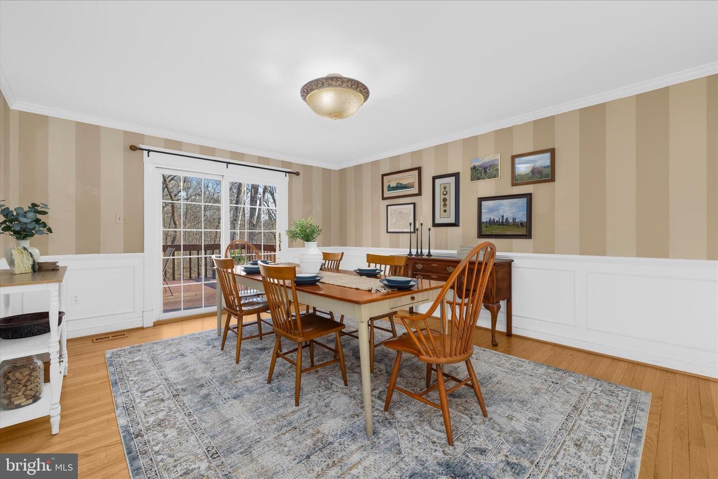 962 Coachway photo 12
