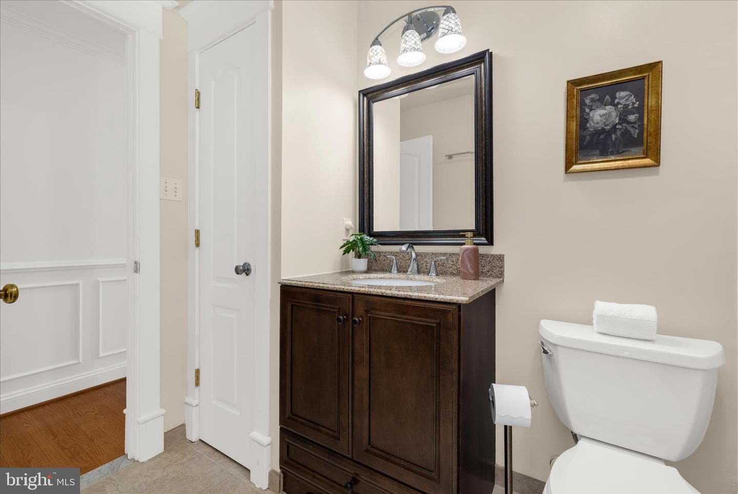 962 Coachway photo 30