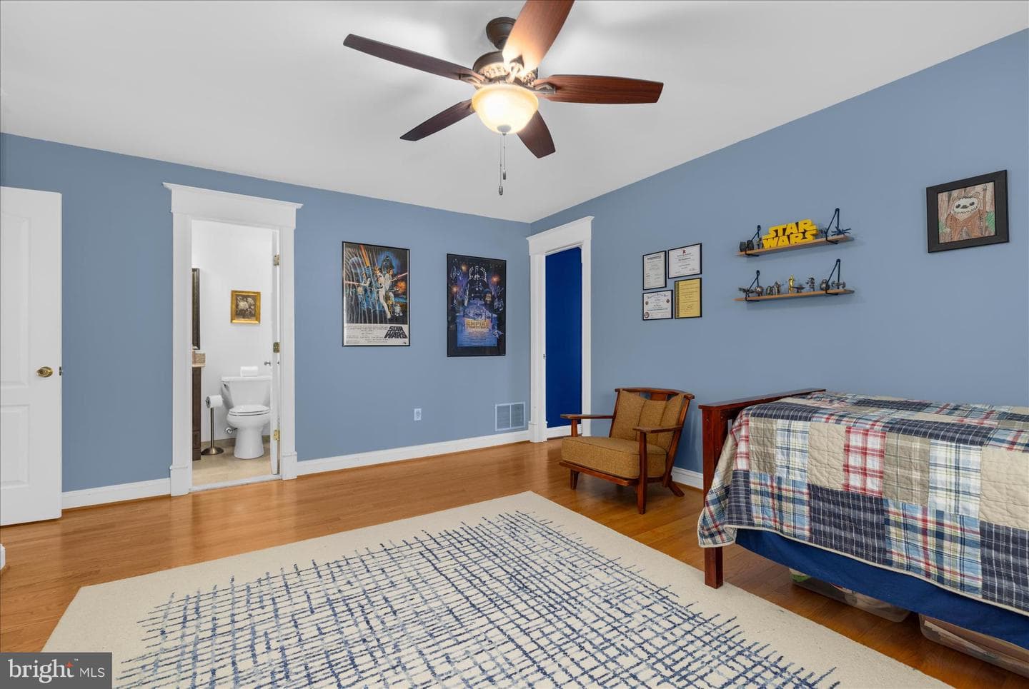 962 Coachway photo 48