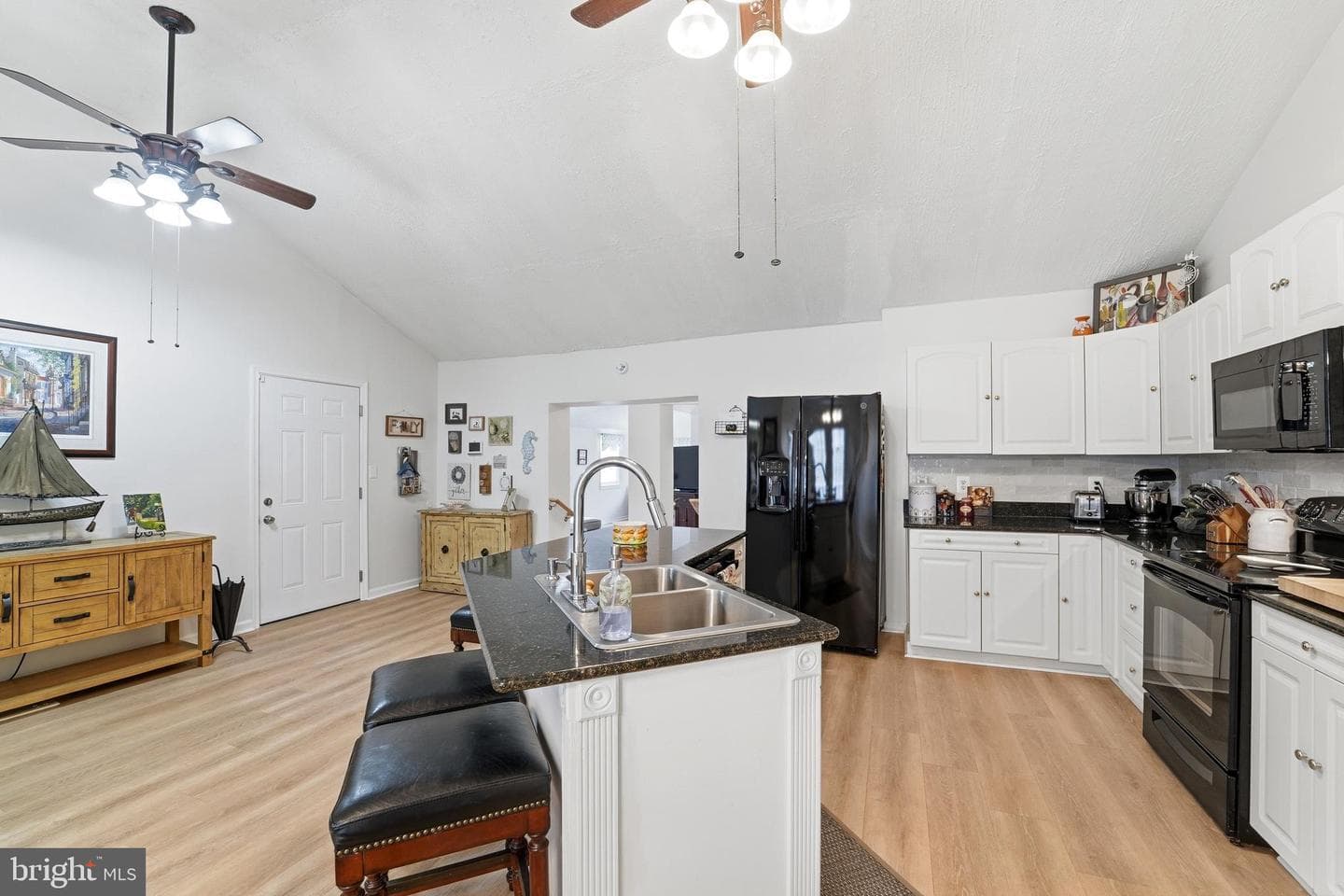 7806 Appletree Road photo 18