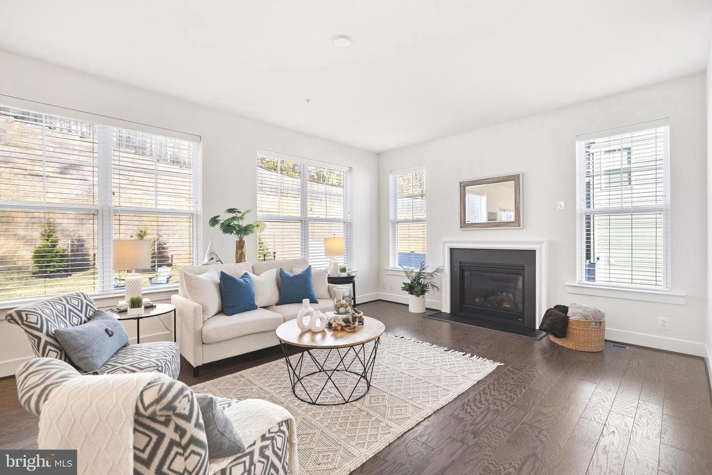 550 Broadneck Road photo 2