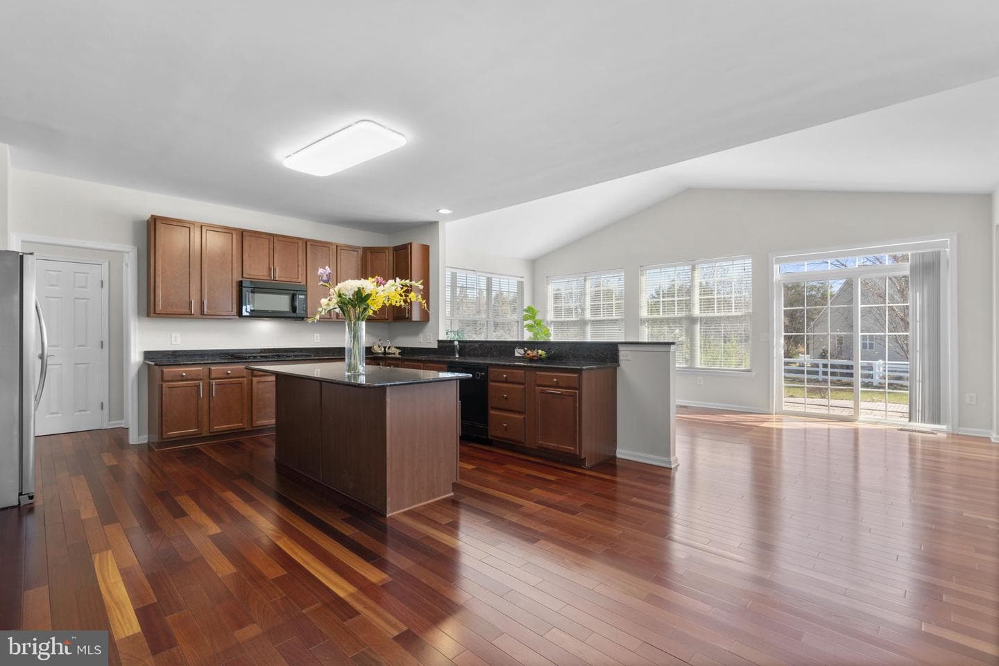 1413 Della Way photo 11