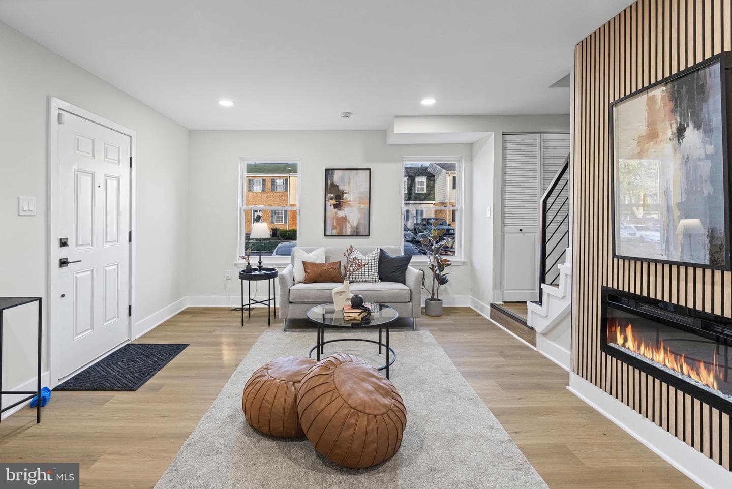 8221 Stewarton Court photo 4