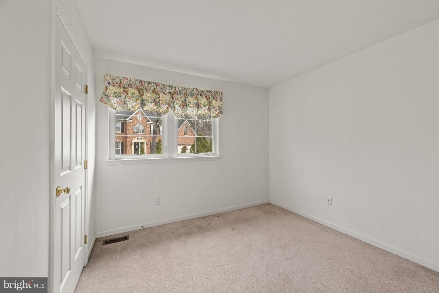 220 Cypress Ridge Drive photo 28