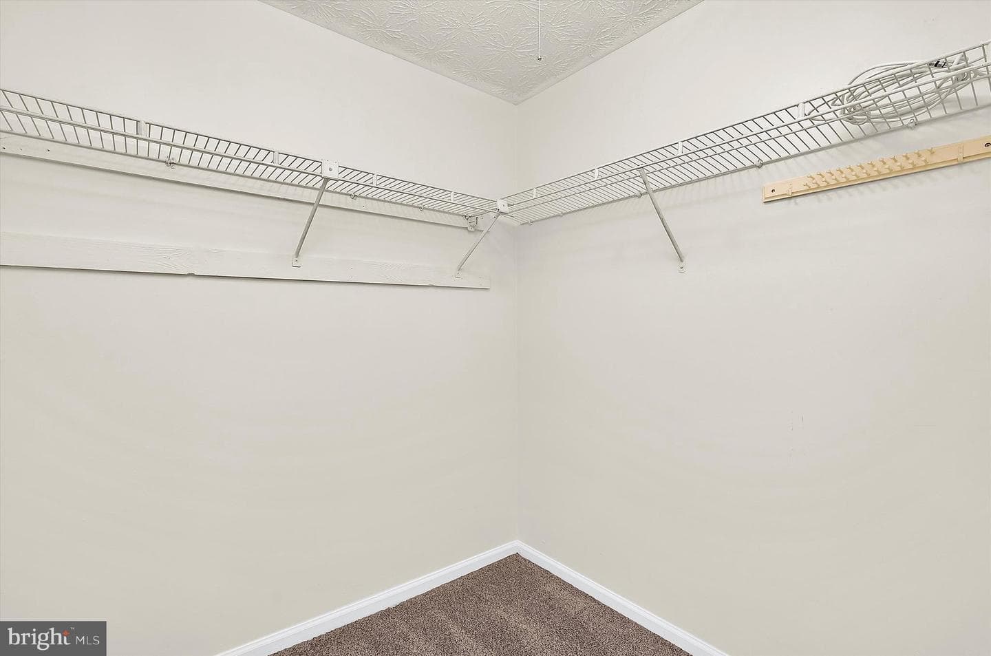 557 Bay Dale Court photo 28