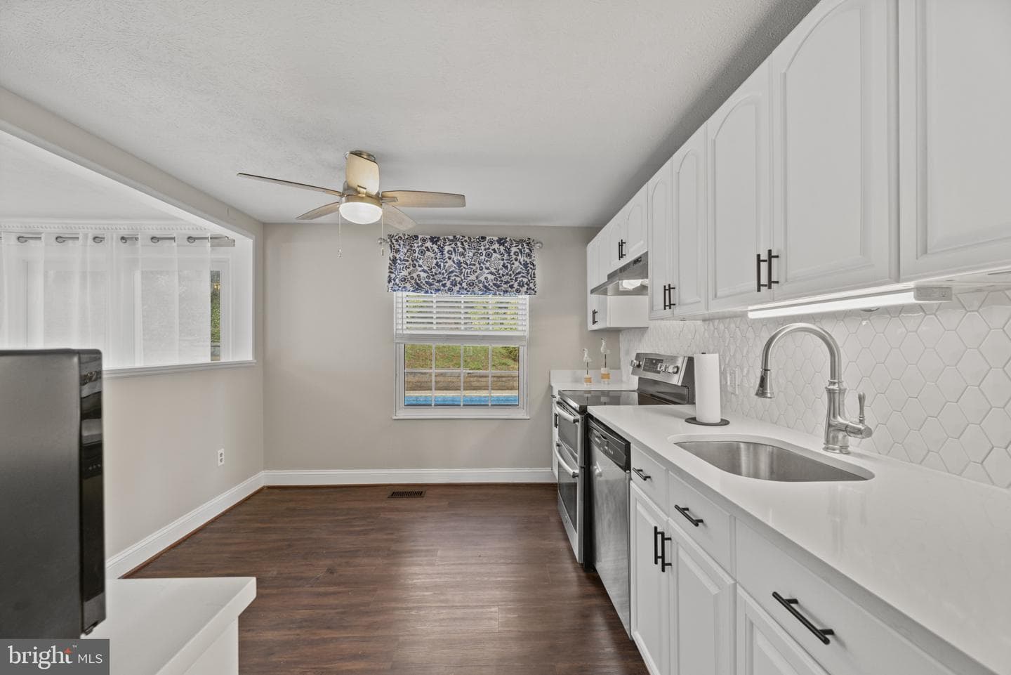 372 Blossom Tree Drive photo 13