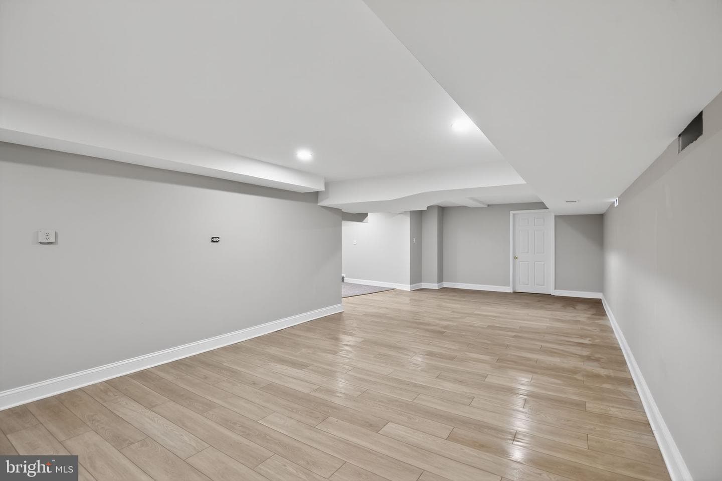 511 Sylvan Way photo 29
