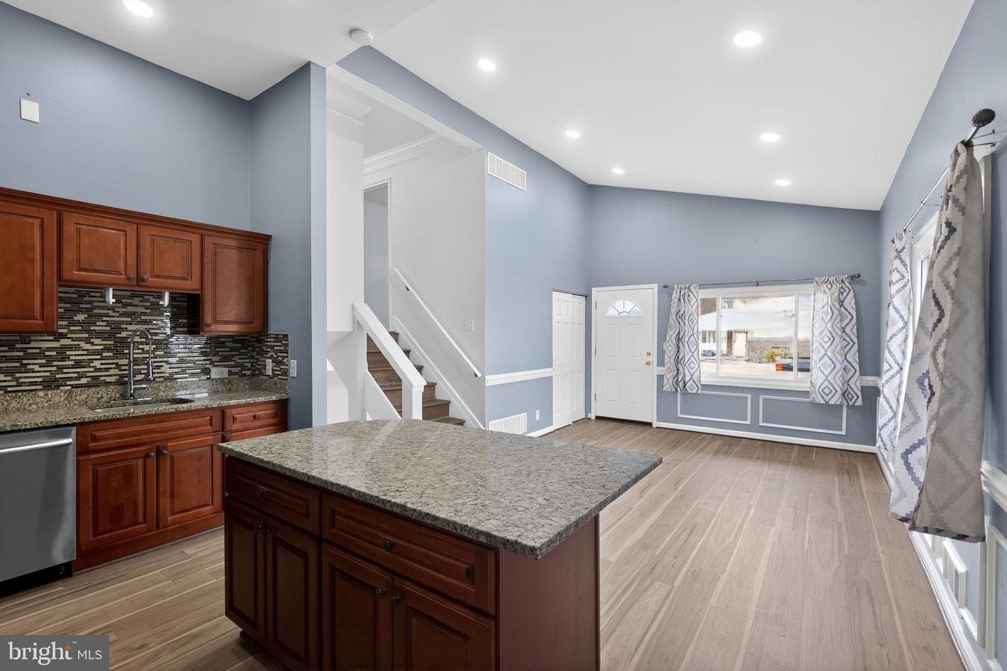 111 Furnlea Drive photo 4