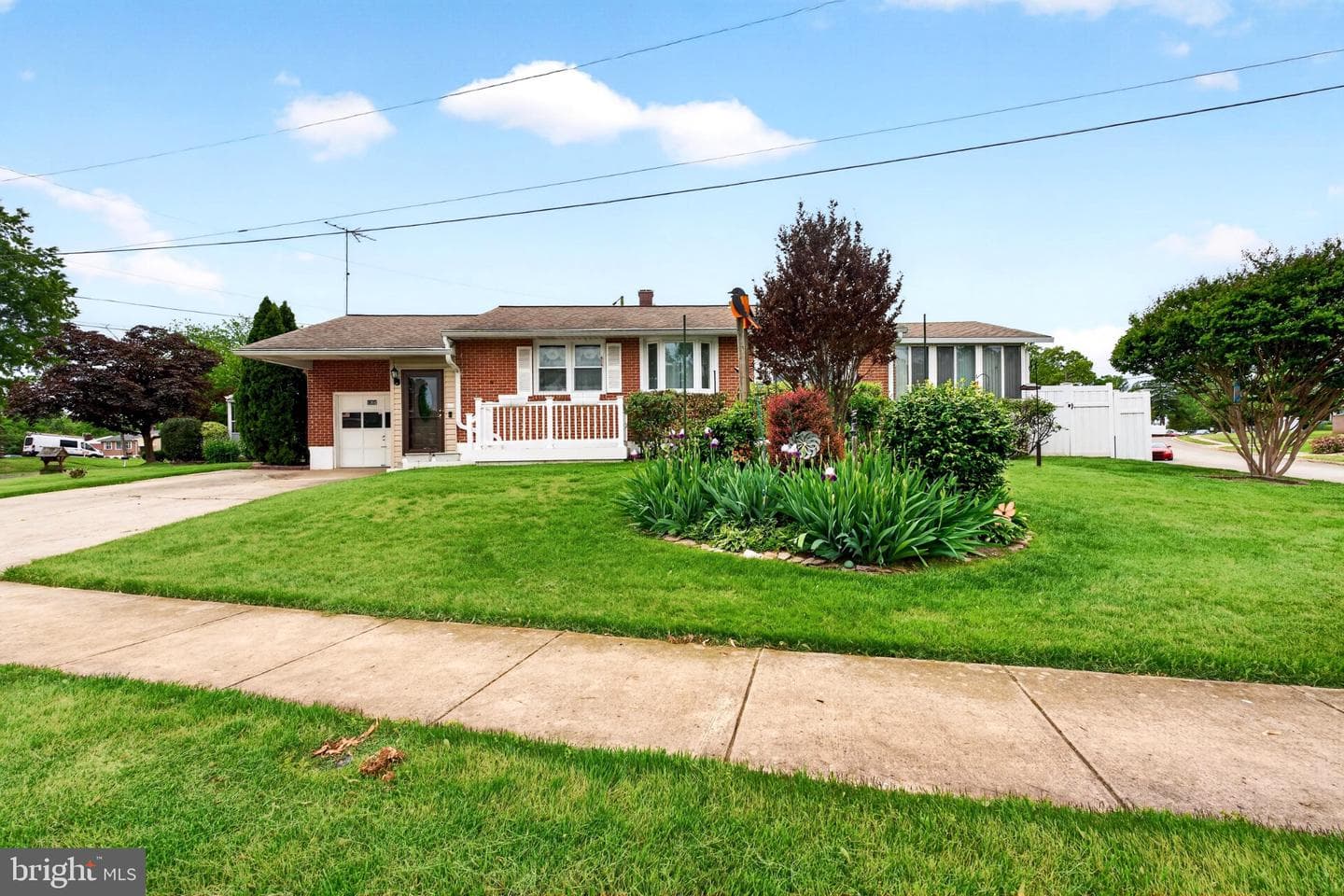 1200 Whitman Drive