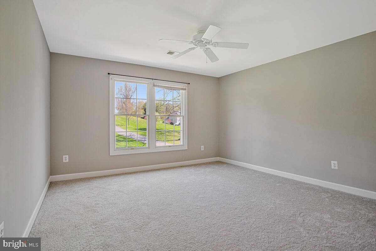 405 Pondview Lane photo 30